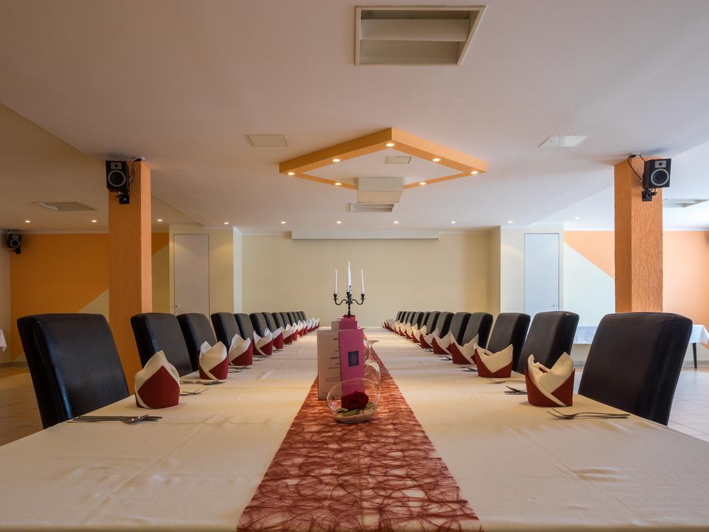 Hotel Adler Augsburg Zewnętrze zdjęcie